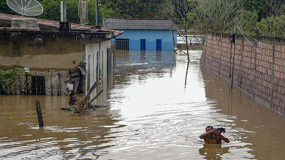 Bolsonaro is on vacation despite the tragedy in Bahia, know how to donate!