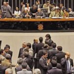 Repórteres da Record e Globo brigam por causa do Blackout Foto:Divulgação