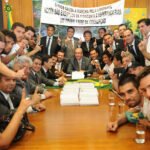 Secretário de Saúde do Estado, Henrique Javi, visita Iguatu e diz que cidade pode ganhar UTI muito em breve MBL ocupa cargos políticos com salários milionários em governos do PSDB e PMDB