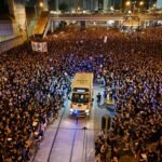 Dois milhões de chineses usam criatividade para protestar e exemplo pode ser usado no Brasil pelos movimentos sociais para acabar com a asfixia mental do bolsonarismo